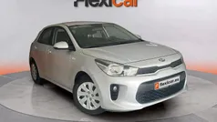 Gris Usado 2018 Kia Rio Berlina | 9290 € (Buen precio)