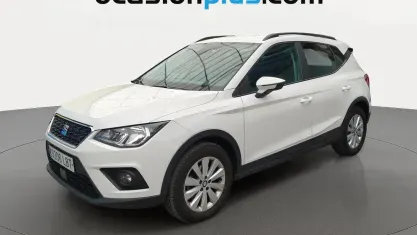 Usado Seat Arona Ecomotive 115 CV (84 kW) 2019 Blanco SUV