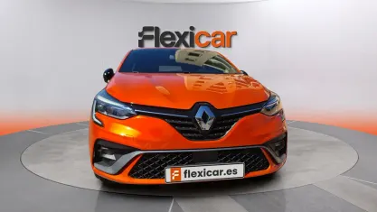 Usado Renault Clio IV RS Line 100 CV (73 kW) 2019 Naranja Berlina
