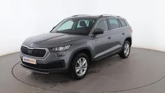 Gris Usado 2022 Skoda Kodiaq Ambition SUV | 28.599 € (Precio justo)