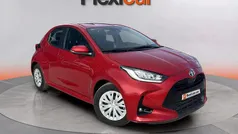 Usado 2023 Toyota Yaris Hybrid Active Berlina | 17.490 € (Super precio)