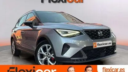Usado Seat Arona FR 150 CV (110 kW) 2023 Gris SUV