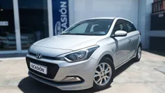 Gris Usado 2016 Hyundai i20 Utilitario | 11.900 € (Un poco caro)