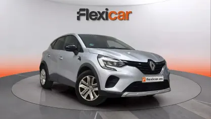 Usado Renault Captur Equilibre 101 CV (74 kW) 2023 Gris SUV
