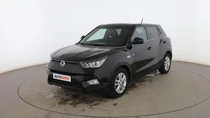 Negro Usado 2017 Ssangyong (KGM) Tivoli Limited SUV | 11.499 € (Buen precio)