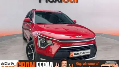 Usado Kia Niro 141 CV (103 kW) 2024 Burdeos SUV