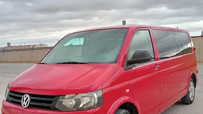 Begagnad VW Transporter 104 HK (76 kW) 2011 Röd Van