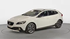 Blanco Usado 2016 Volvo V40 CC Momentum Familiar | 14.990 € (Precio justo)