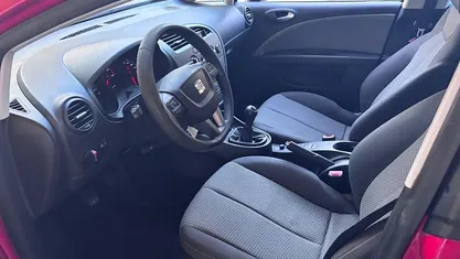 Usado Seat Leon Reference 105 CV (77 kW) 2012