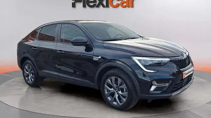 Usado 2024 Renault Arkana Evolution SUV | 18.490 € (Buen precio)