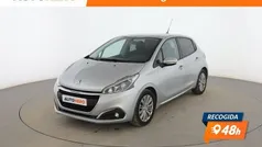 Gris Usado 2018 Peugeot 208 Style Utilitario | 7799 € (Buen precio)