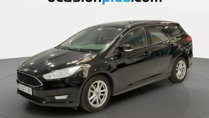 Usado Ford Focus Trend+ 125 CV (91 kW) 2017 Negro Monovolumen