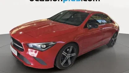 Usado Mercedes CLA200 163 CV (119 kW) 2019 Rojo Coupe