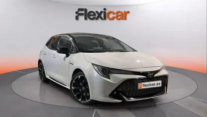 Usado Toyota Corolla Sport 180 CV (132 kW) 2021 Blanco Berlina