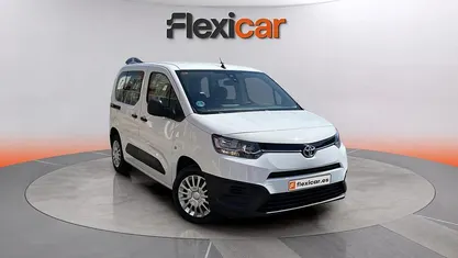 Usado Toyota Proace City City 102 CV (75 kW) 2021 Blanco Monovolumen