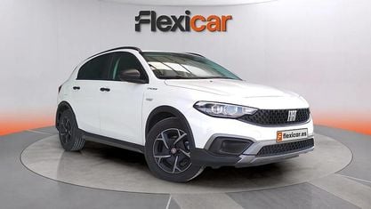 Begagnad Fiat Tipo 95 HK (69 kW) 2022 Vit Sedan