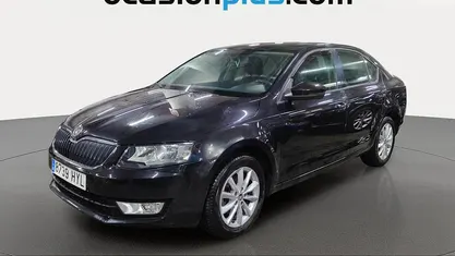 Usado Skoda Octavia Ambition 150 CV (110 kW) 2014 Berlina