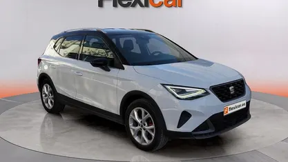 Usado 2023 Seat Arona FR SUV | 18.490 € (Buen precio)