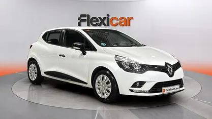 Usado Renault Clio IV Business 75 CV (55 kW) 2019 Blanco Berlina