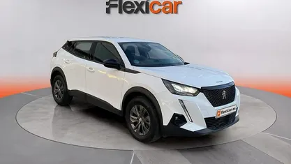 Usado Peugeot 2008 Active 110 CV (80 kW) 2022 SUV