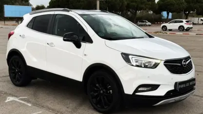 Usado Opel Mokka X Color Edition 140 CV (102 kW) 2018 Blanco SUV