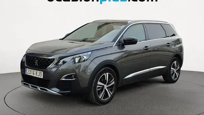 Usado Peugeot 5008 GT-line 120 CV (88 kW) 2018 Gris Monovolumen