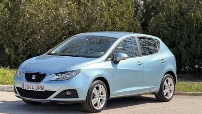 Usado Seat Ibiza Sport 90 CV (66 kW) 2009 Azul Utilitario