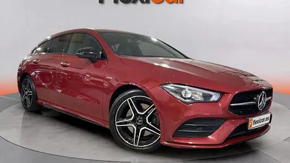 Usado Mercedes CLA200 Shooting Brake 150 CV (110 kW) 2021 Familiar