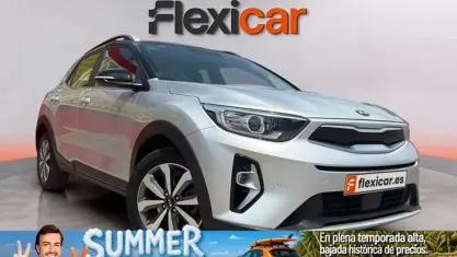 Usado Kia Stonic 120 CV (88 kW) 2021 Gris SUV
