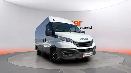 Usado Iveco Daily 156 CV (114 kW) 2023 Blanco