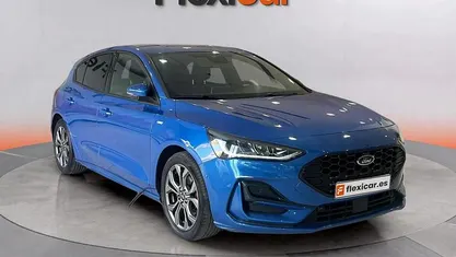 Usado 2023 Ford Focus ST-Line Berlina | 15.290 € (Super precio)