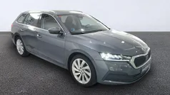 Gris / plata Usado 2021 Skoda Octavia Ambition Familiar | 23.990 € (Precio justo)