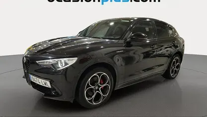 Negro Usado 2022 Alfa Romeo Stelvio Veloce SUV | 27.719 € (Super precio)