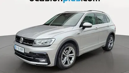 Usado VW Tiguan Advance 150 CV (110 kW) 2018 Gris plata SUV