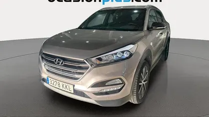 Usado Hyundai Tucson GO! 115 CV (84 kW) 2018 Beige SUV