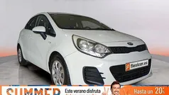 Blanco Usado 2016 Kia Rio Berlina | 8990 € (Precio justo)