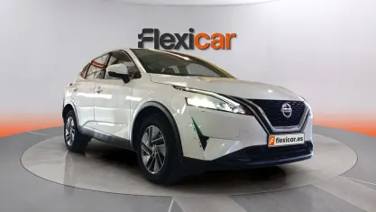 Usado Nissan Qashqai Acenta 158 CV (116 kW) 2022 Blanco SUV