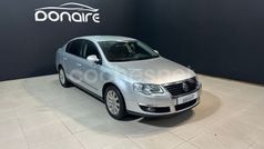 Gris Usado 2006 VW Passat Highline Berlina | 6500 € (Precio justo)