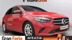 Granate Usado 2019 Mercedes B180 Monovolumen | 19.490 € (Buen precio)