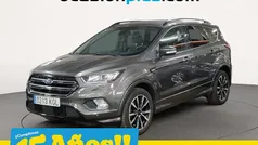 Gris Usado 2017 Ford Kuga ST-Line SUV | 13.690 € (Precio justo)