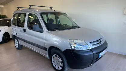 Usado Peugeot Partner 75 CV (55 kW) 2011 Gris Monovolumen