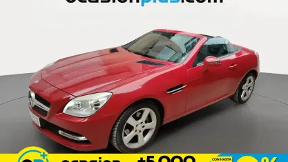 Usado Mercedes SLK200 184 CV (135 kW) 2011 Rojo Descapotable