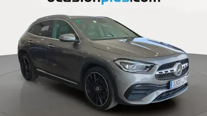 Usado Mercedes GLA200 AMG 163 CV (119 kW) 2022 Gris SUV
