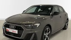 Gris Usado 2024 Audi A1 Utilitario | 27.950 € (Precio justo)