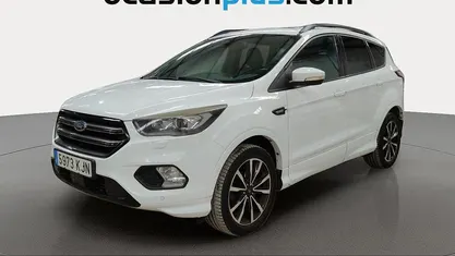 Blanco Usado 2018 Ford Kuga ST-Line SUV | 14.455 € (Buen precio)