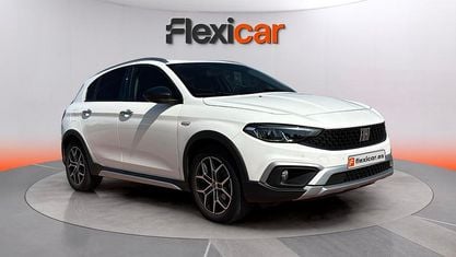 Usado Fiat Tipo 101 CV (74 kW) 2021 Blanco Familiar