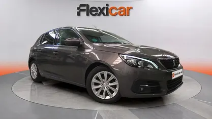 Usado Peugeot 308 Style 131 CV (96 kW) 2020 Berlina