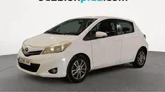 Blanco Usado 2014 Toyota Yaris Active Utilitario | 8900 € (Precio justo)