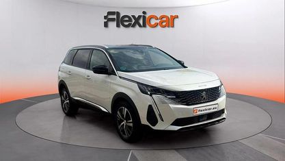 Usado Peugeot 5008 Allure 131 CV (96 kW) 2020 Blanco Monovolumen