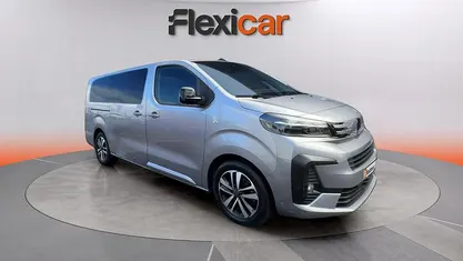 Usado Peugeot Traveller Business-Line 180 CV (132 kW) 2024 Gris Monovolumen